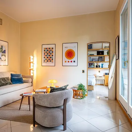 Brera, Posizione Con Terrazza E Vista Mozzafiato 아파트